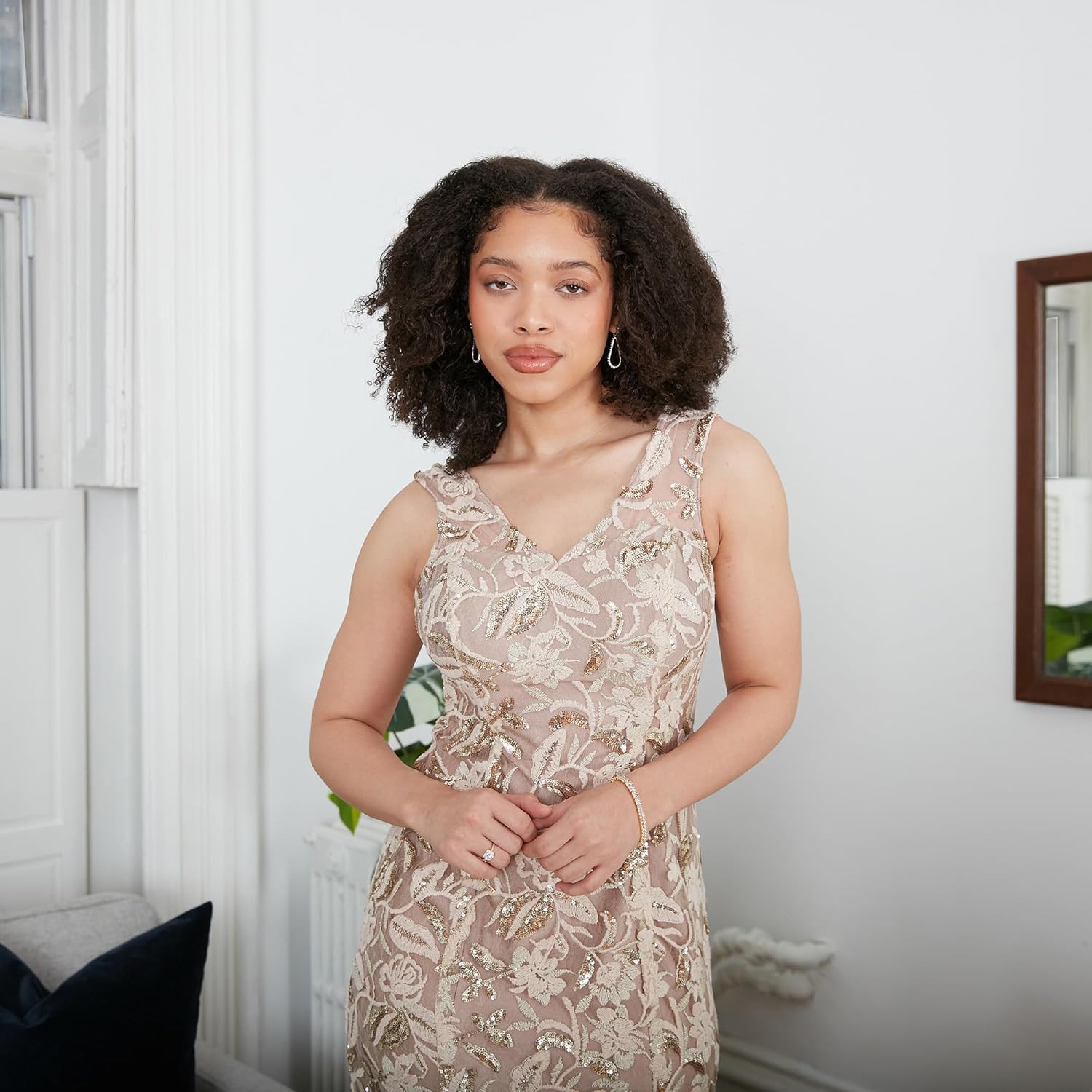 Alex Evenings Women's Floor Length Sleeveless V-Neck, Elegant Mother of The Bride Dress, Formal Events - Image 4