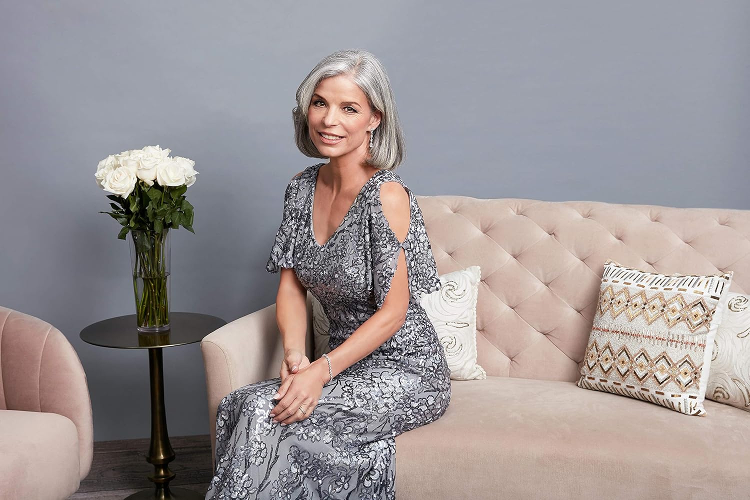 Alex Evenings Women's Long Mother of The Bride Sequin Dress with Cold Shoulder Flutter Sleeves (Petite and Regular Sizes) - Image 2